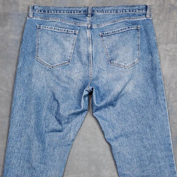 Old Navy Jeans Mid Rise Boyfriend Jeans Size 14 Relaxed - Picture 7 of 10